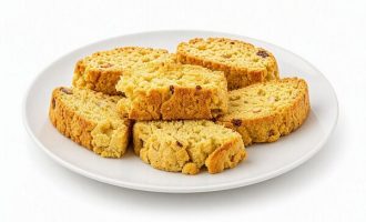 Кукурудзяні біскотті з сушеною грушею та обсмаженим фундуком